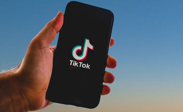 中国、TikTok収益化剥奪の報復開始か？