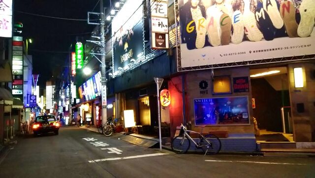 【悲報】ホストクラブ、今日からの規制強化で逝く