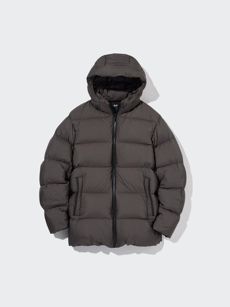 上司「アウターなに着てる？」俺「ノースフェイスっすね」新卒「ユニクロっす」←コイツ