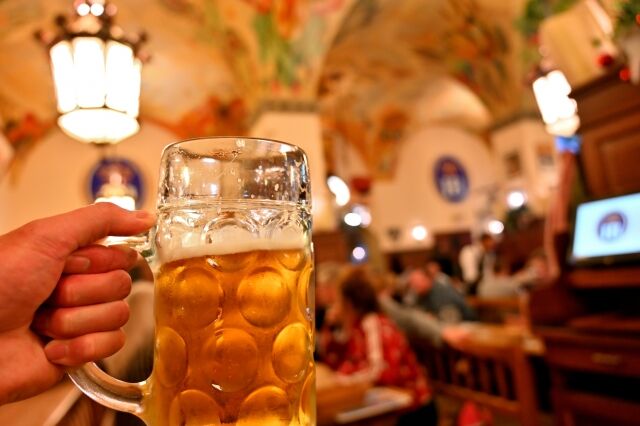 ドイツ人「ビールは常温で飲んだ方が美味しい」