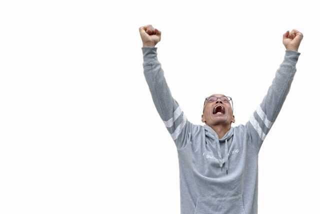 自称ファン「うぉぉ新作だぁぁ！10年待ったぁぁ！（買わない）」←これ現代のホラーだろ