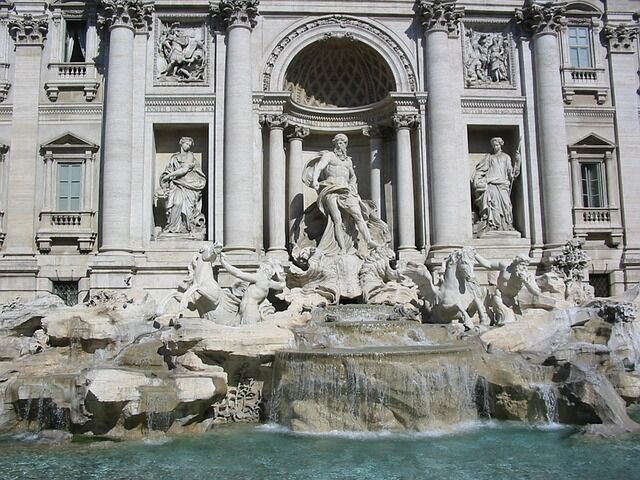 trevi-fountain-318621_640