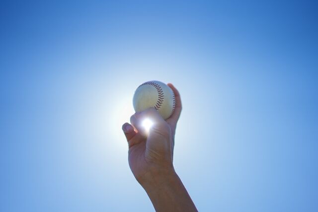 【感動】上原浩治「飛ばないボールやめろ野球は点取り合戦」
