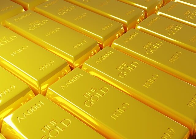 【悲報】金の値段、めっちゃ下がる
