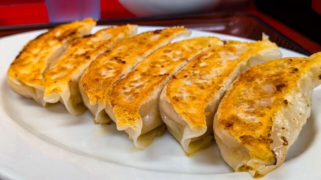 白米と餃子。あと1つ足して最強にする