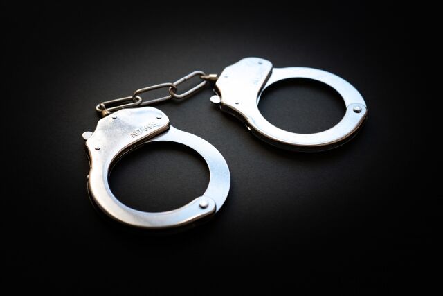 男児の裸を撮影し児童ポルノ製造か 元塾講師の75歳男逮捕