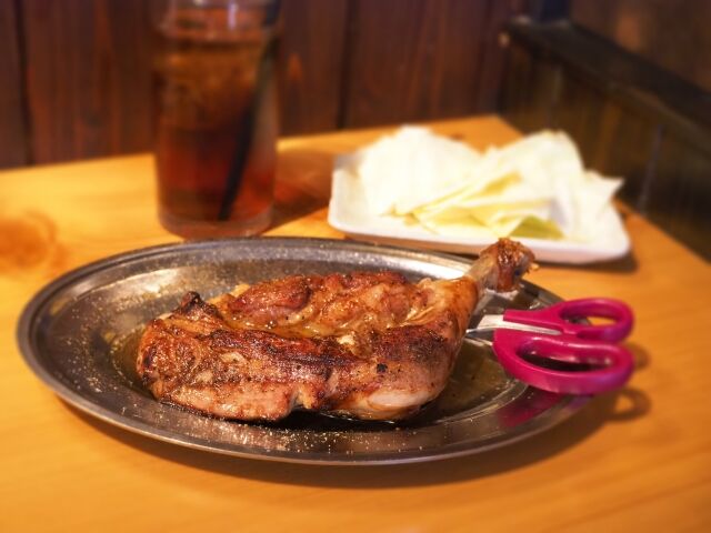 「親鳥」初めて食べたけどすっげえ硬いね