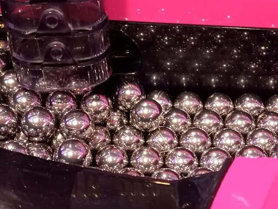 【悲報】アコムから借りたお金で2.5万負け