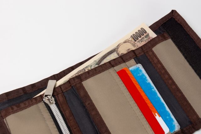 悠仁さま「松屋行くンゴ」→財布ベリベリッ