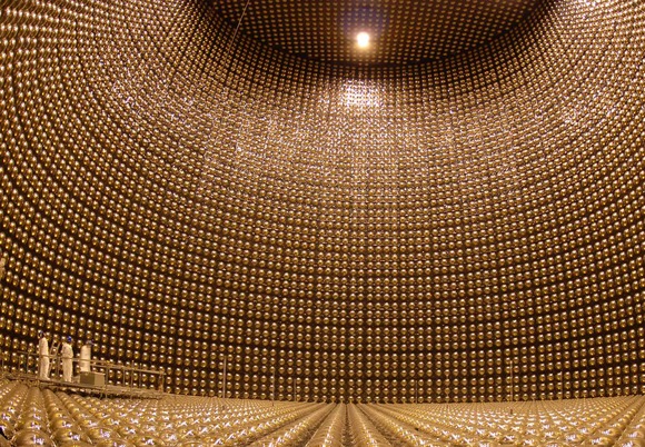 【速報】 「光より速いニュートリノ」実験、間違いの可能性 - ゴールデンタイムズ