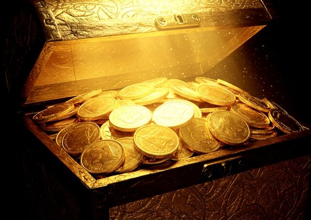 【問題】金貨10枚の中に偽物が1枚紛れています。偽物は見た目で見分けがつきません。