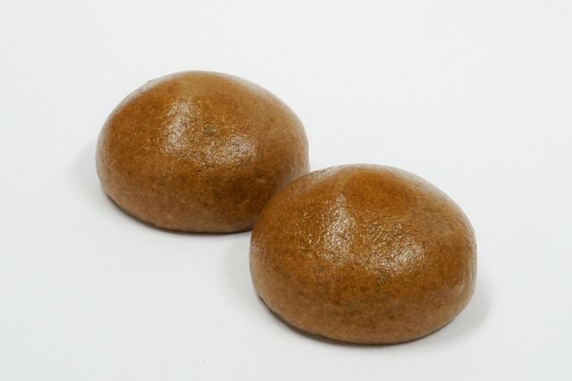 客「饅頭どっちがいい？」店員「どっちでもいい」 → 頭を叩き逮捕