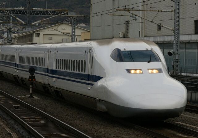 新幹線で、博多から東京ってキツい？