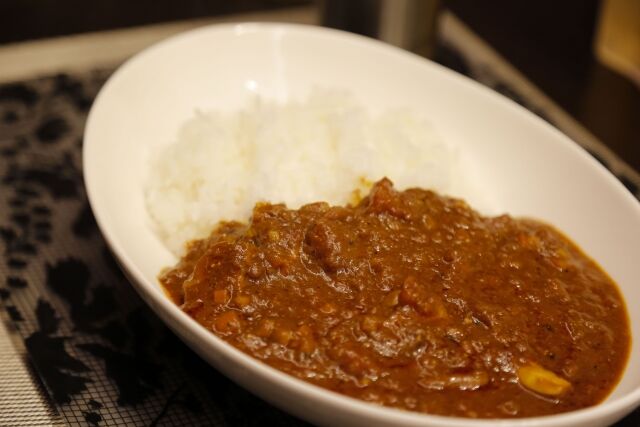 無水カレーって野菜から水分取るなら結局有水なんじゃねえか？