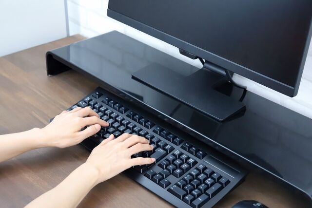 Enter「この中にいらないキーがいますｗ」Space「おいおいｗ」Shift「やめろよｗ」