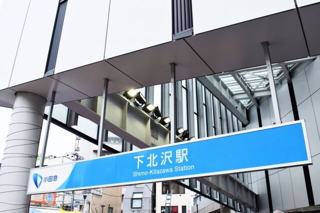 『淫夢語録を喋ってしまうと殺される部屋』 ← これ