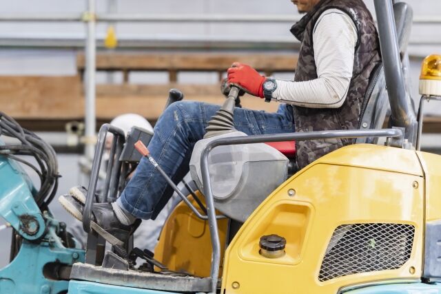 【悲報】解体業者さん、住居を無茶苦茶な手順で解体してしまう