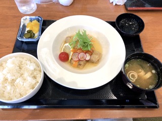 D6C40853-086E-4329-B013-D6A6F0930CF7