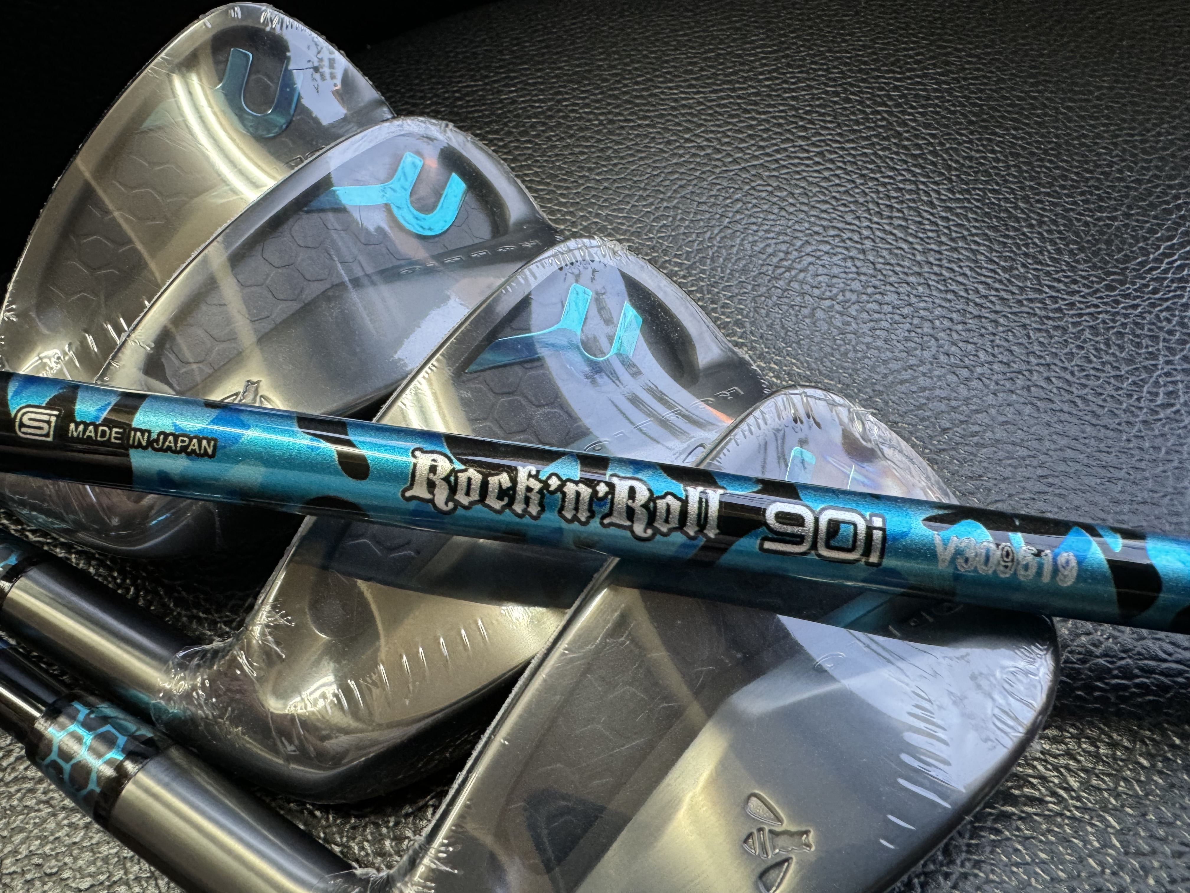 RODDIO PCフォージドアイアン DLCブルー 5-P 6本セット