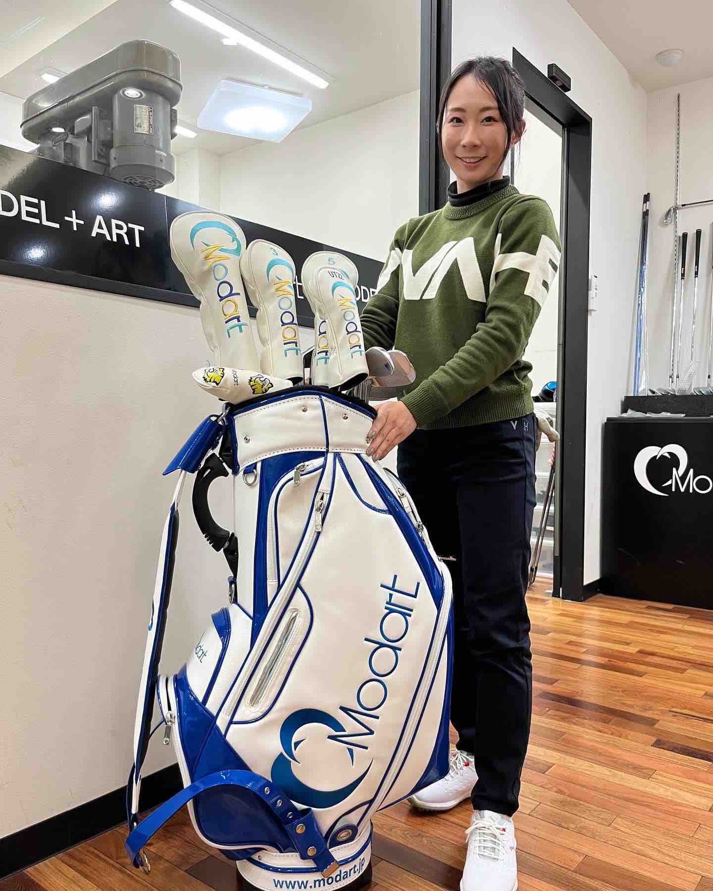 モダート ツアー キャディーバック モダート ツアー キャディーバック