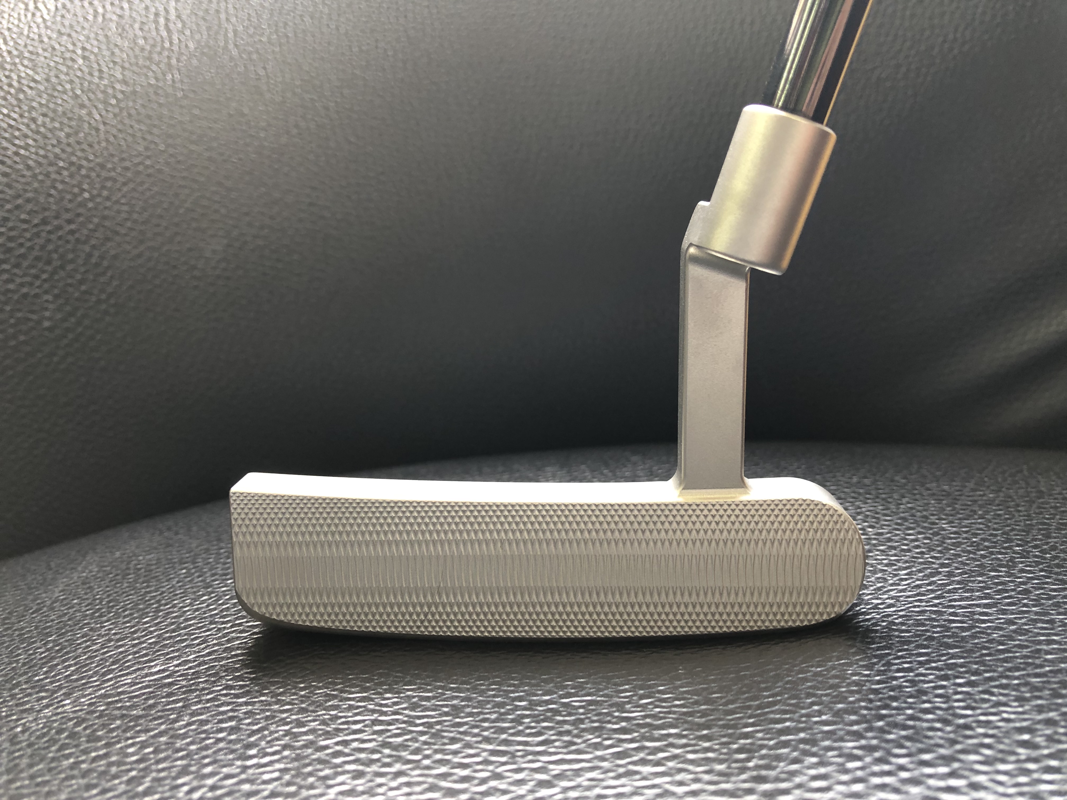 AXIS GOLF 正しかっ FOCUS BLADE TOUR PUTTER パター