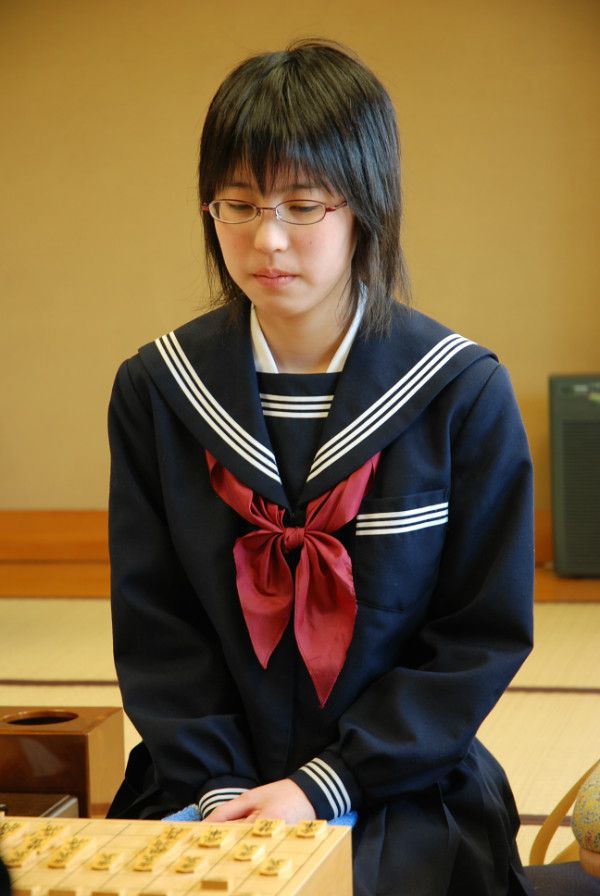 画像 女流棋士の里見香奈は化粧まともにすればかわいい パチンコ激震速報 パチンコ スロットまとめ 画像 女流棋士の里見香奈は化粧まともにすればかわいい パチンコ激震速報 パチンコ スロットまとめ