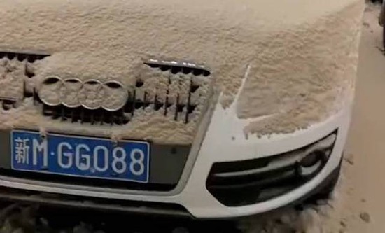 中国の大気汚染の雪