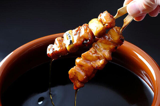 不衛生 秘伝のタレって腐ってるの ゴミや虫だらけ パチンコ激震速報