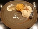 �䣲