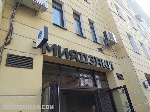 02.jpg