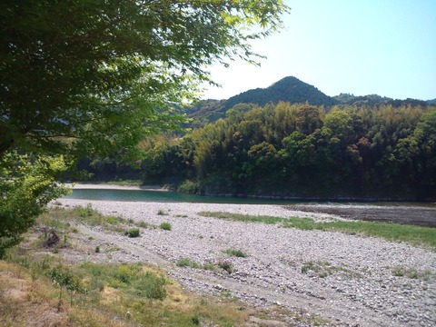 0B164D3D-5281-4303-93E7-66A8F592967F