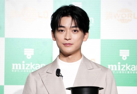 新CM発表！高橋文哉さんが絶賛する鍋つゆの秘密