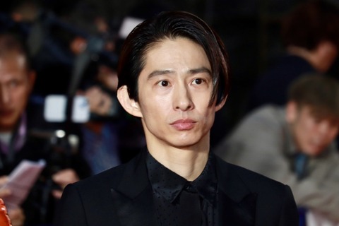 激アツな同日出演！森田剛＆三宅健のレッドカーペットでの姿を振り返る
