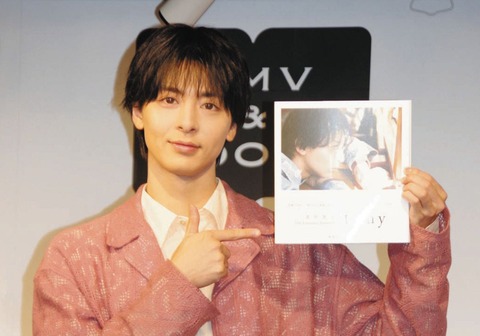 高杉真宙、「I/my」発売記念イベントで筋トレ挑戦を語る