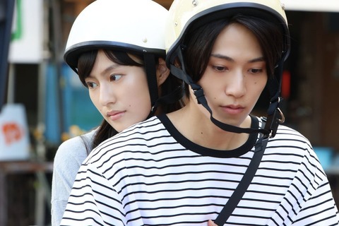 『ひと夏の共犯者』第1話レビュー：橋本将生さんと恒松祐里さんの繊細な演技