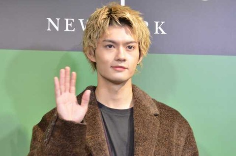 ケイト・スペードオープニングでの佐野勇斗、日常の喜びを語る