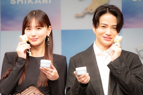 菊池風磨＆鈴木えみが新CMで魅せる！「SHIKARI」のスキンケア革命