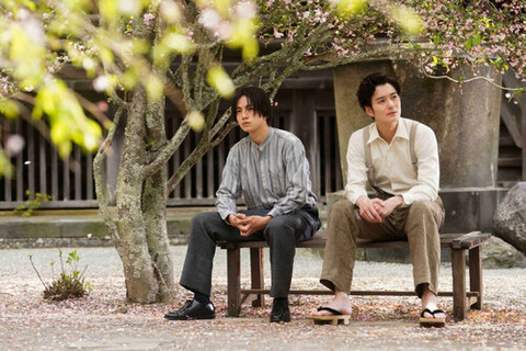 危険で艶やかな男たち！映画『ゆきてかへらぬ』の新カットが話題に