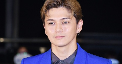 「ブルーピリオド」初日舞台挨拶での石田ひかりのサプライズ登場に、眞栄田郷敦が感極まる姿を公開