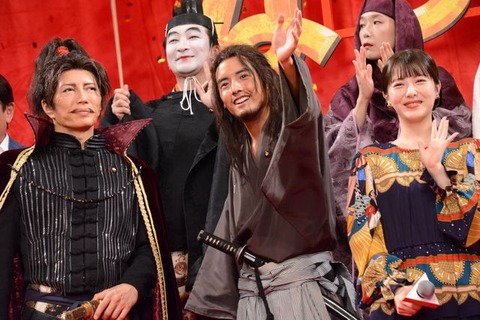 映画『もしも徳川家康が総理大臣になったら』、共演陣の華やかな舞台あいさつが話題に