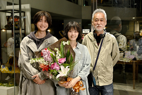 映画『少年と犬』クランクアップの瞬間！高橋文哉と西野七瀬の思い出