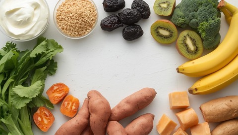 【即効性あり】便秘解消に効く食べ物ランキングTOP10｜ニキビ改善にもおすすめ