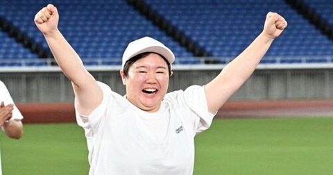 やす子、「24時間テレビ」マラソンで左足痛みにも負けず完走！