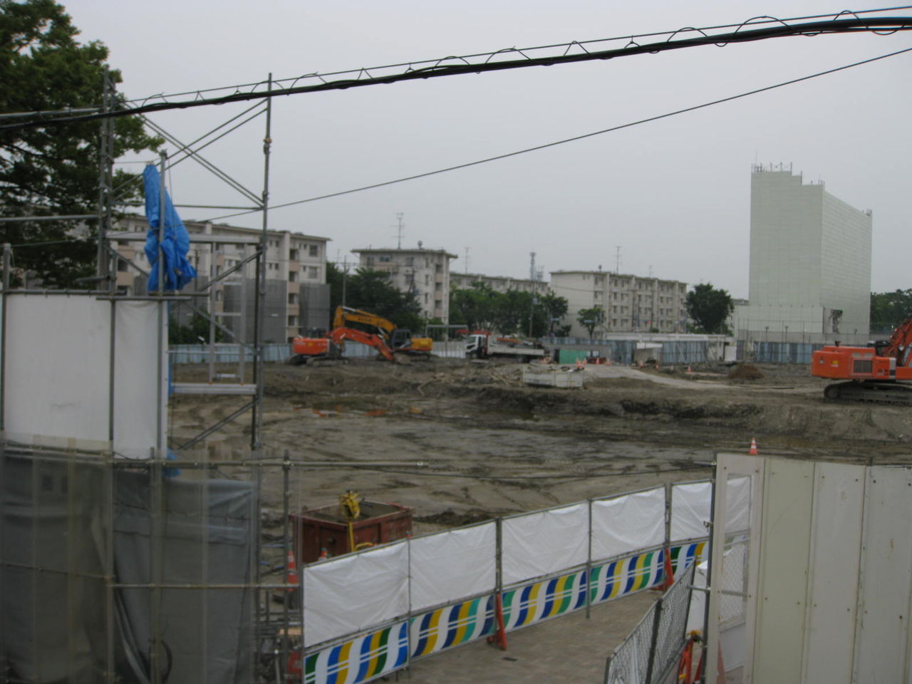 ある日の武里団地(2012.9.10タイトル変更 2010.5.15スタート) : 2011年06月05日