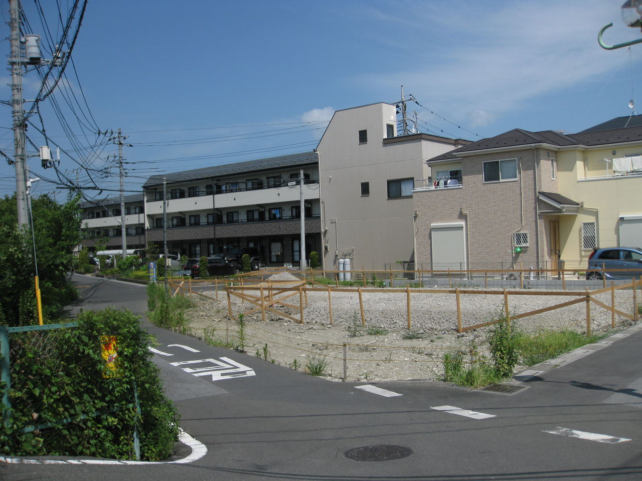 ある日の武里団地（2012．9．10タイトル変更 2010．5．15スタート） : パン屋さんの跡地…何か建つみたいです