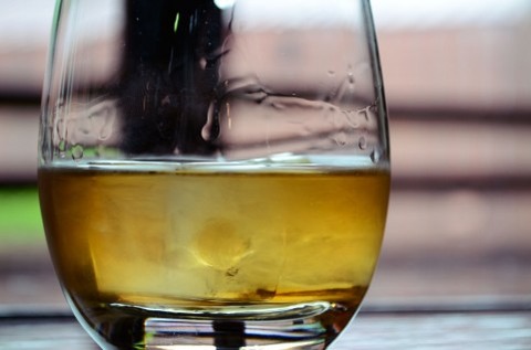 飲んで