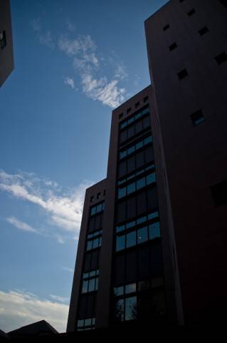 としょかん
