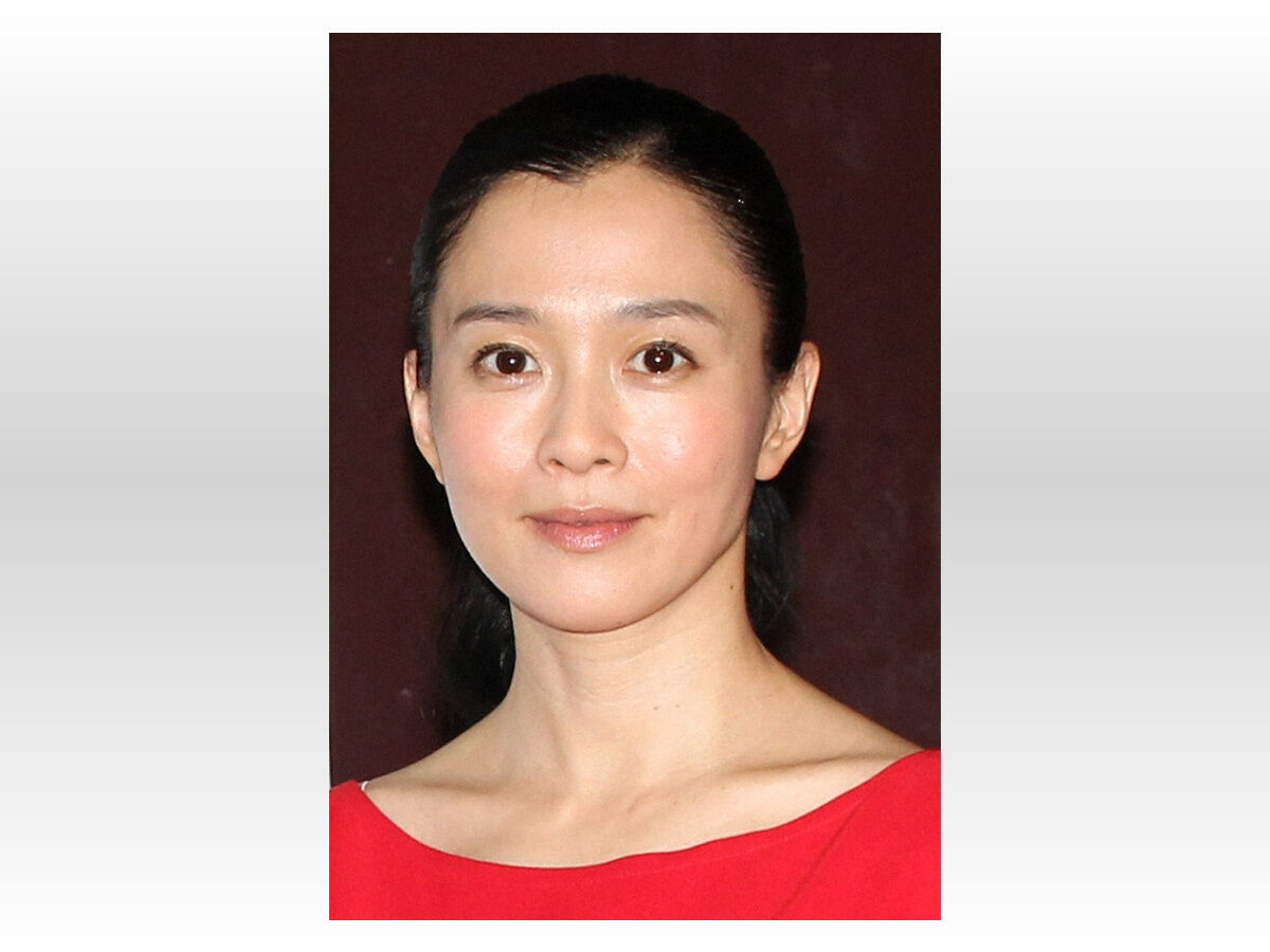 坂井真紀 離婚成立したがその真相がどんまい Googai ゴーガイ