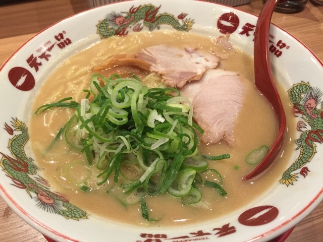 炭水化物の誘惑 天下一品 西長堀店 オレはひとりで美喰倶楽部 炭水化物の誘惑 天下一品 西長堀店 オレはひとりで美喰倶楽部