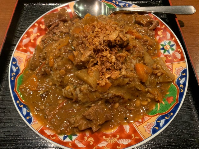 今週は 牛すじ肉と牛蒡の出汁カレー 肥後橋南蛮亭 オレはひとりで美喰倶楽部